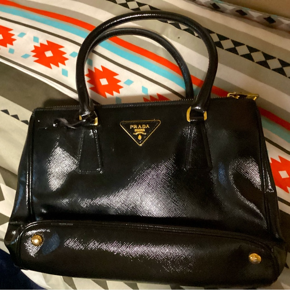 Black Prada purse